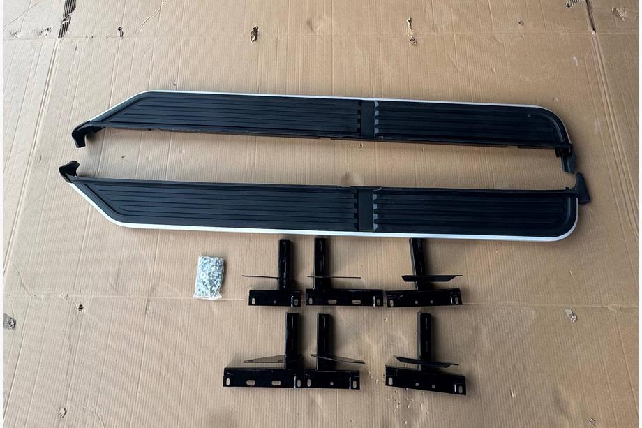 Land Rover Freelander II 2006–2014 Outlet Niken side steps (2 stuks, aluminium) Foto 1