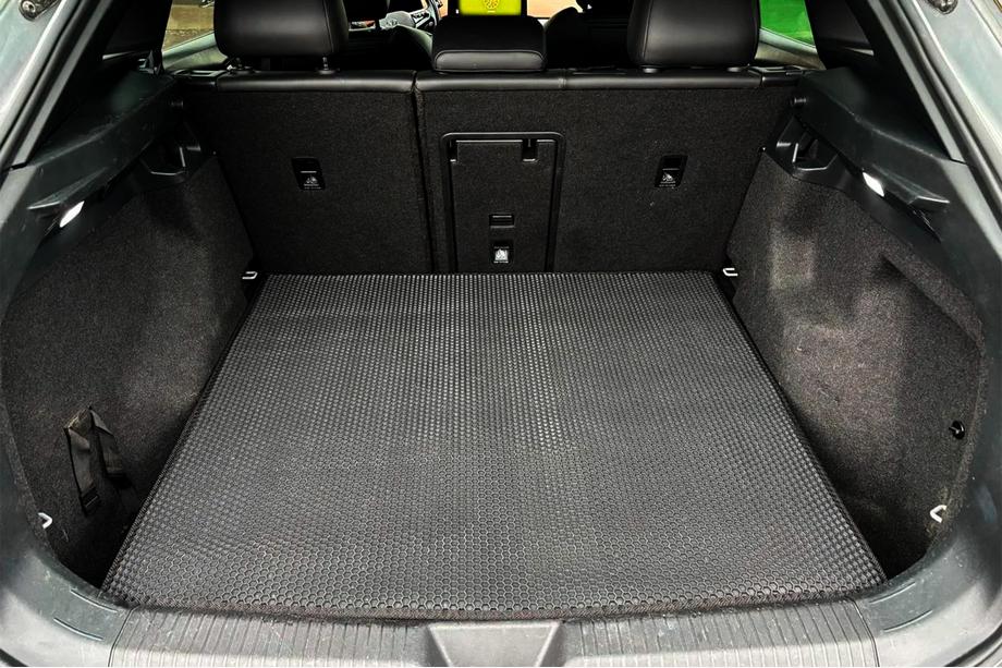 Volkswagen ID.5 2022– Rubberen kofferbakmat Carsuit V2 (zwart) Image