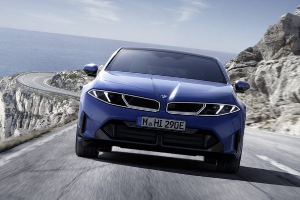 Review BMW i3 2026: nieuwe elektrische sedan van Duitse fabrikant