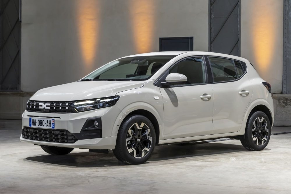 Review Dacia Sandero: betaalbare stads-hatchback met vernieuwd design