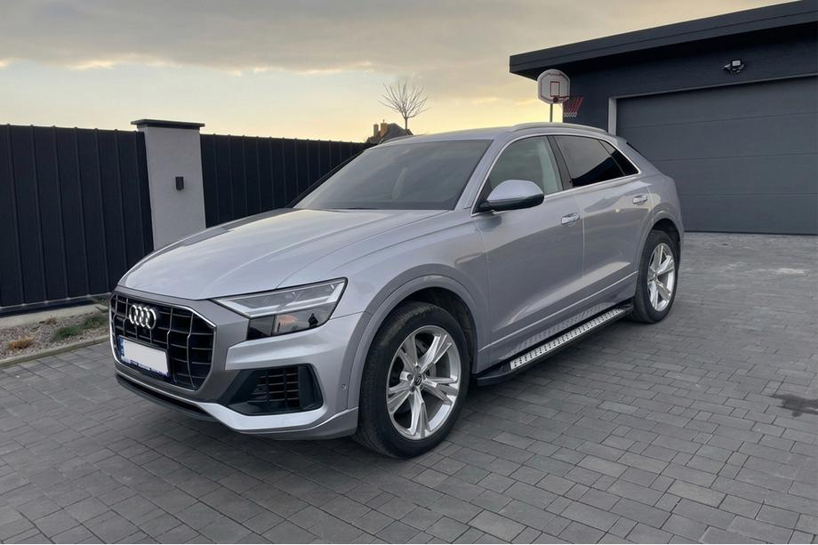 Audi Q8 2018– Zijdrempels Vision New Grey (set van 2, aluminium) Image