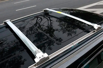 Jeep Grand Cherokee WK2 2010–2021 Dakdragers (dwarsbalken) voor geïntegreerde dakrails OEM (2 stuks) Grijs foto 8