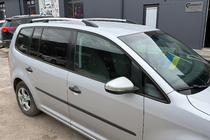 Volkswagen Touran 2010–2015 Chroom dakrails Metalen montagevoeten foto 8