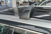 Toyota Highlander 2013–2019 Dakdragers (dwarsbalken) voor geïntegreerde dakrails OEM (2 stuks) foto 8