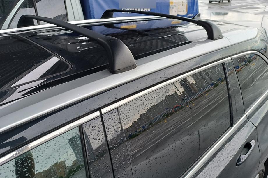Toyota Highlander 2013–2019 Dakdragers (dwarsbalken) voor geïntegreerde dakrails OEM (2 stuks) Image
