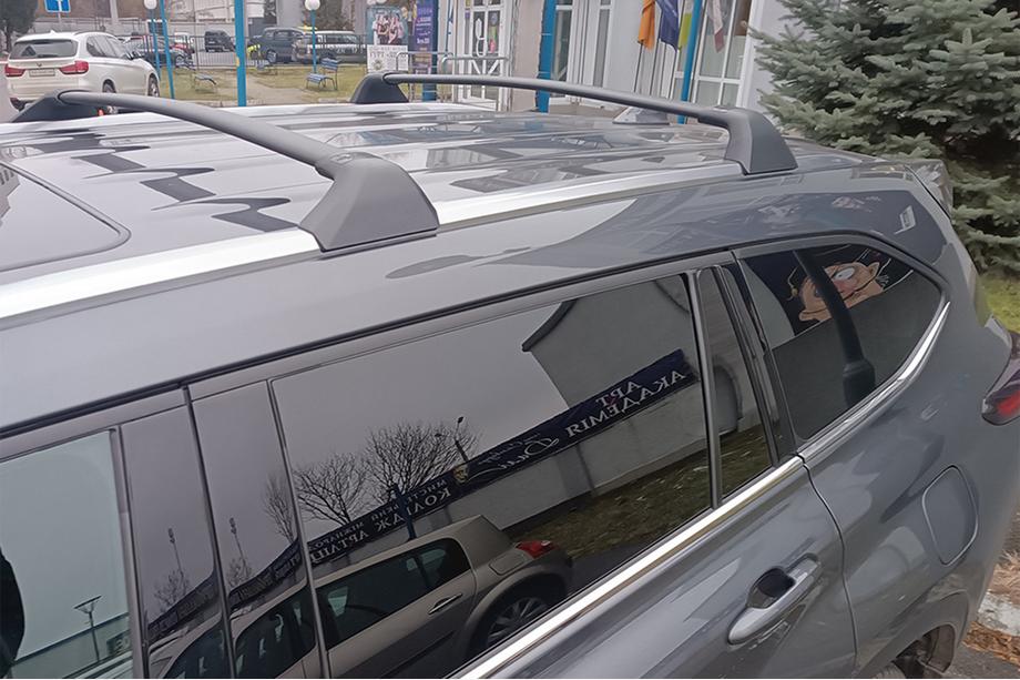 Toyota Highlander 2019– Dakdragers (dwarsbalken) voor geïntegreerde dakrails OEM (2 stuks) Zwart Image