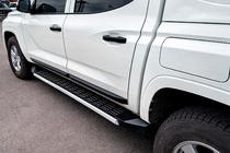 Mitsubishi L200 2024– HARMS side steps (2 stuks) foto 2