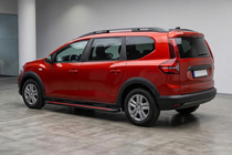 Dacia Jogger 2022– Side steps Maya Red (2 stuks, aluminium) foto 1