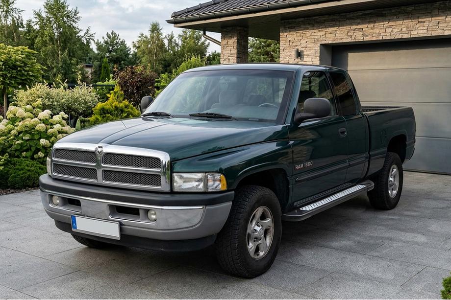 Dodge RAM (BR/BE) 1994–2002 Zijtreden Vision New Black (2 stuks, aluminium) Image