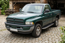 Dodge RAM (BR/BE) 1994–2002 Maydos V1 zijtreden (set 2 stuks, aluminium + RVS) foto 1