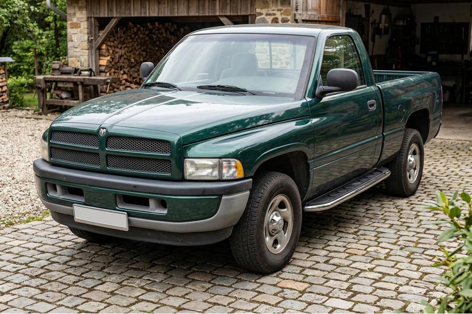 Dodge RAM (BR/BE) 1994–2002 Maydos V1 zijtreden (set 2 stuks, aluminium + RVS) Image