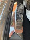 Ford Kuga/Escape 2013–2019 Kofferdrempelbeschermer 2013-2016 (2-delig, RVS) foto 5