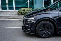 Tesla Model Y 2020– Bodykitset Black Warrior (voor 2025+) foto 5