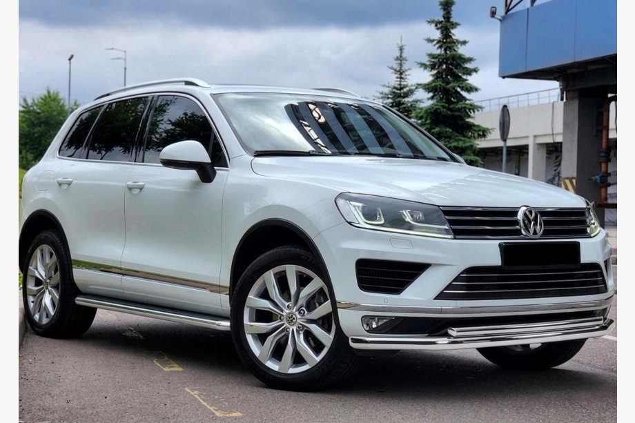 Volkswagen Touareg 2010–2018 Voorbeschermbeugel ST014 (RVS) Image