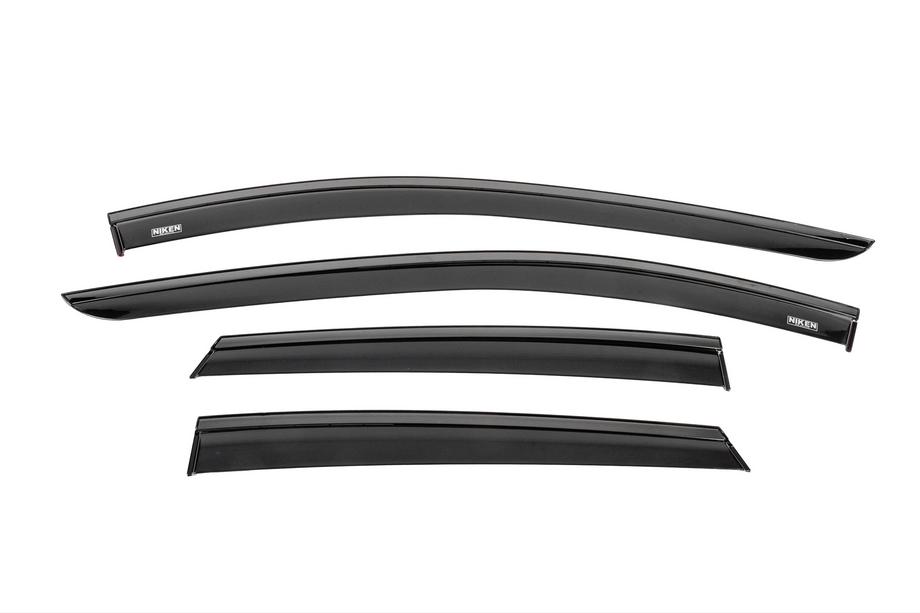 Seat Leon 2013–2020 Winddeflectors met zwarte sierlijst Niken Luxury (4 stuks) Image
