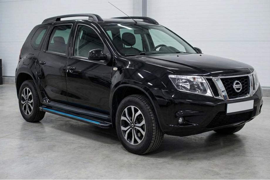 Nissan Terrano 2014– Maya Blue zijtreden (2 stuks, aluminium) Image