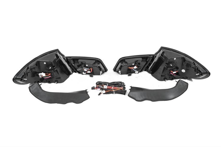 BMW 5 Serie F10/F11 2010–2016 Achterlichten (Black LCI design) Foto 7