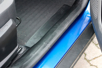 Dacia Duster 2018–2024 Interieur dorpellijstbeschermers EuroCap (4 stuks, ABS) foto 5