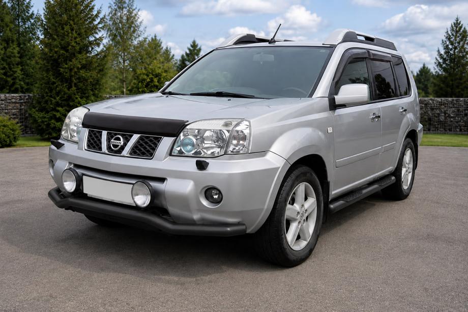 Nissan X-trail T30 2002–2007 Frontbar ST007 Black (RVS) Image