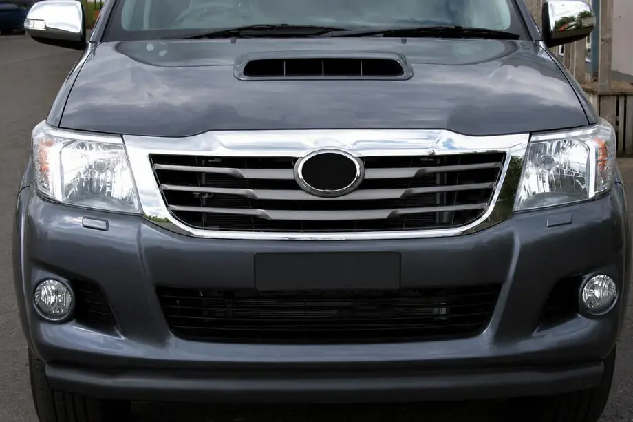 Toyota Hilux 2006–2015 Bullbar ST008 Black (RVS) Image