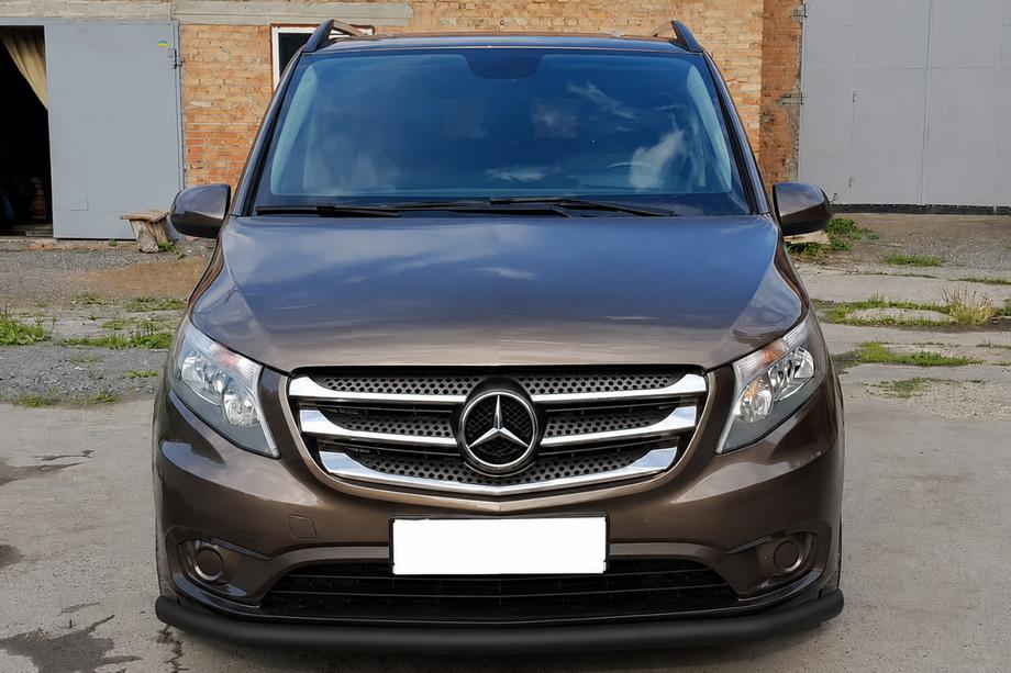 Mercedes Vito/V-klasse W447 2014– Bullbar ST008 Black (RVS) Image
