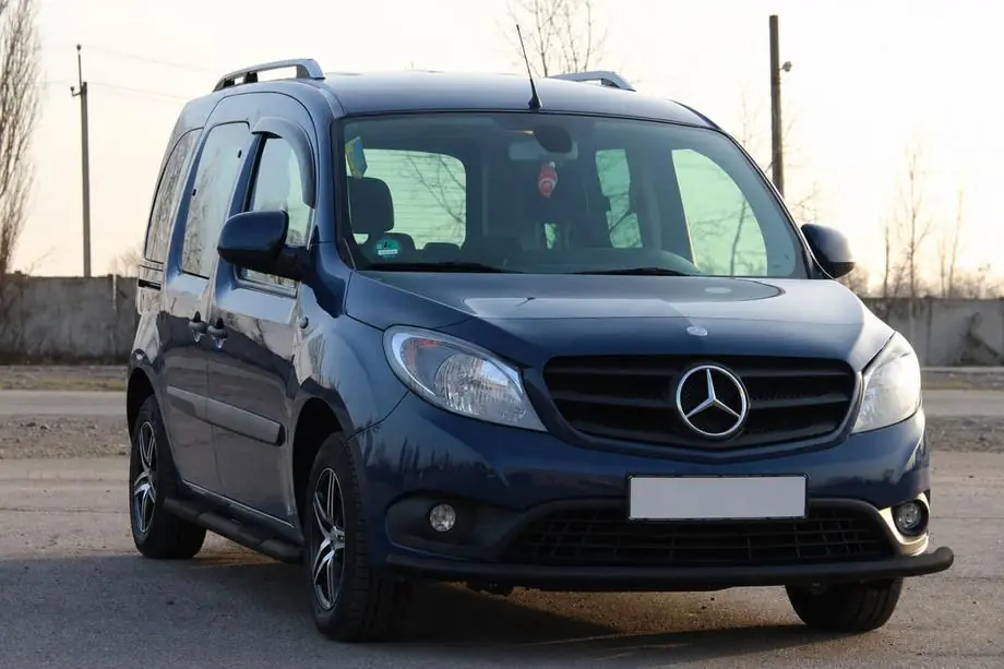 Mercedes Citan 2013–2021 Bullbar ST008 Black (RVS) Foto 4