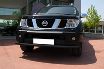 Nissan Navara 2006–2015 Voorbumperbescherming ST008 Black (RVS) foto 3