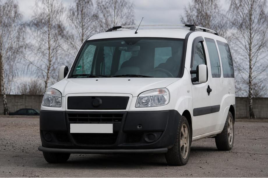 Fiat Doblo I 2001–2005 Voorbumperbescherming ST008 Black (RVS) Image