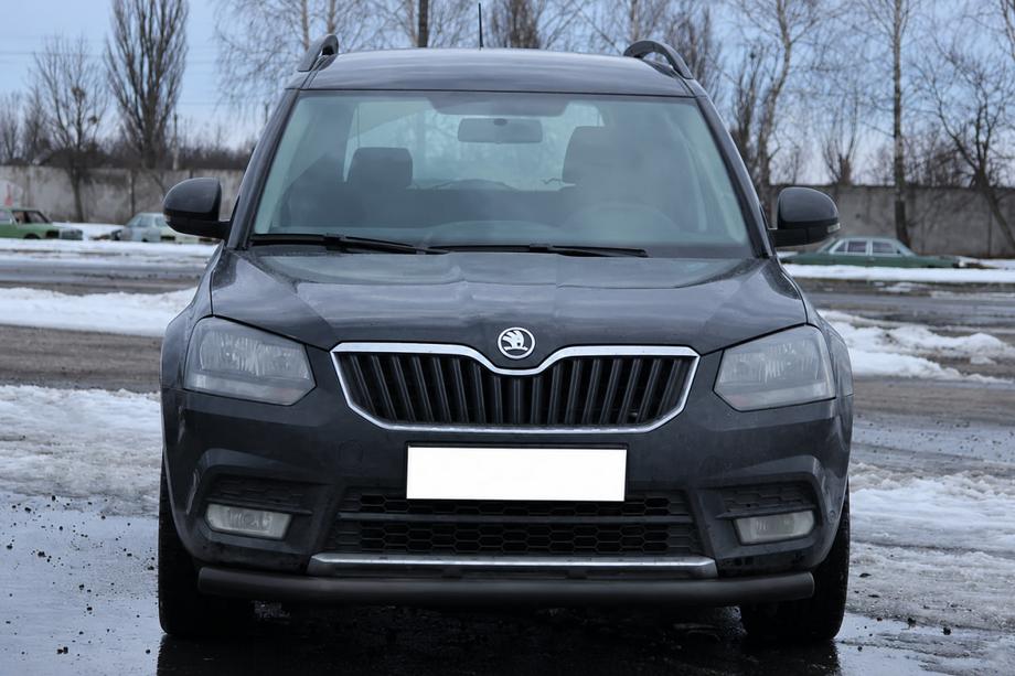 Skoda Yeti 2009–2017 Voorbumperbescherming ST008 Black (RVS) Image