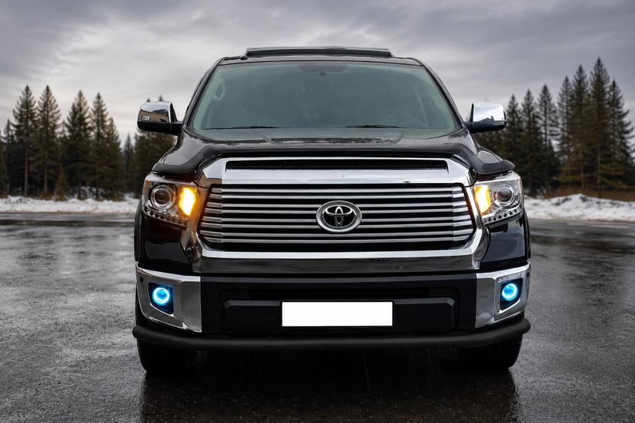 Toyota Tundra 2007–2021 Voorbumperbescherming ST008 Black (RVS) Image