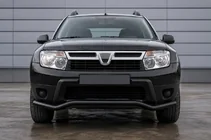 Dacia Duster 2008–2018 Frontbeschermbeugel ST012 Black (RVS) foto 1