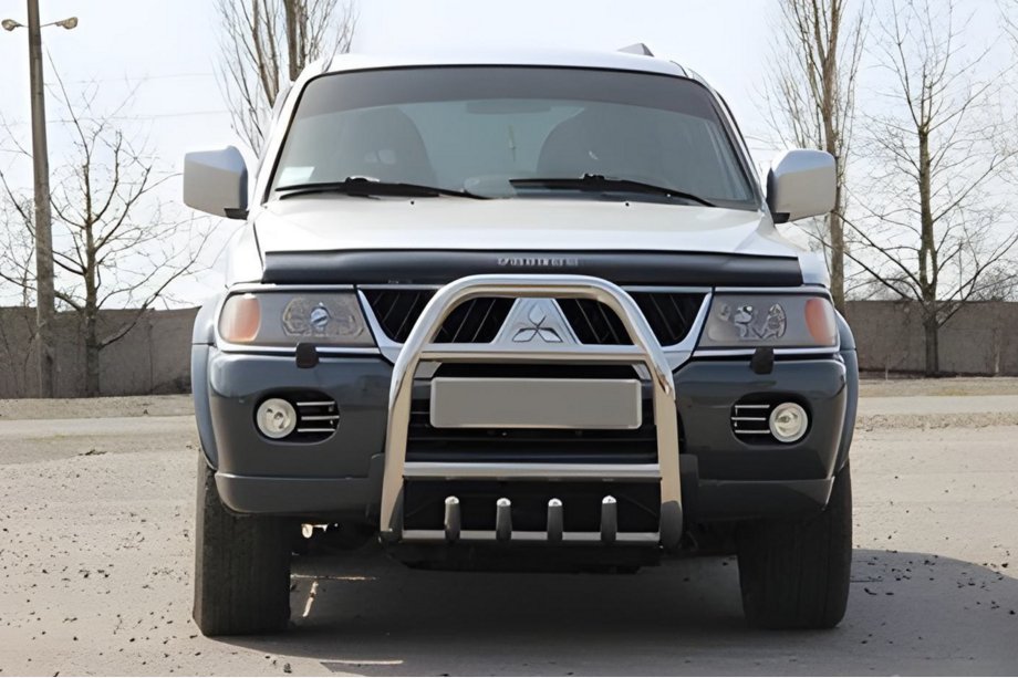 Mitsubishi Pajero Sport 1996–2007 Bullbar QT007 (RVS) Image