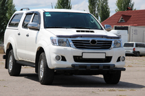 Toyota Hilux 2006–2015 Voorbumperbeschermer ST015 Black (RVS) foto 3