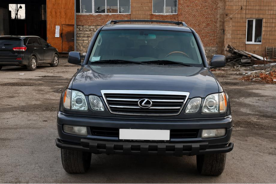 Lexus LX470 1998–2007 Voorbumperbeschermer ST015 Black (RVS) Image