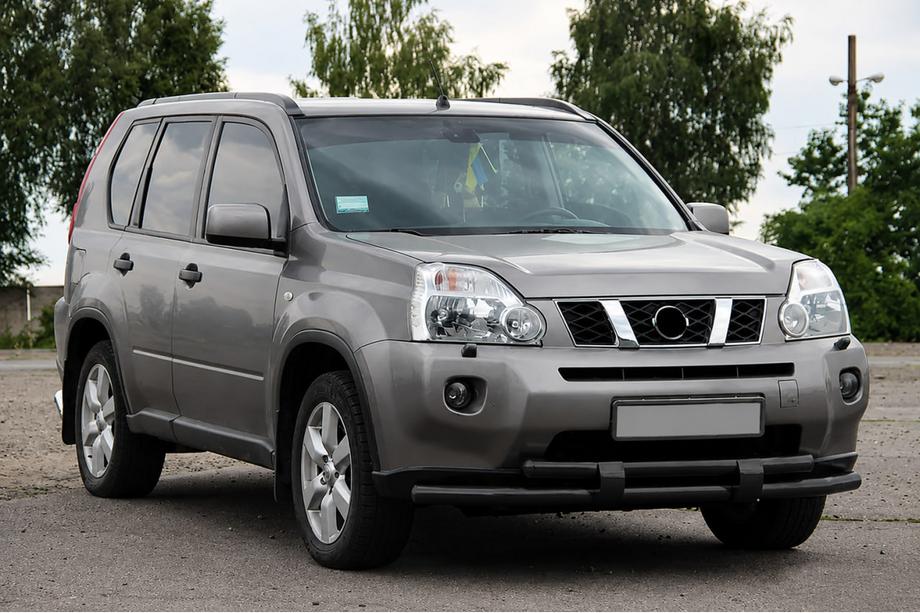 Nissan X-trail T31 2007–2014 Frontbescherming ST015/2 Black (RVS) Image