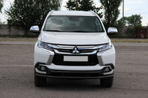 Mitsubishi Pajero Sport 2015– Voorbescherming ST016 Black (RVS) foto 3