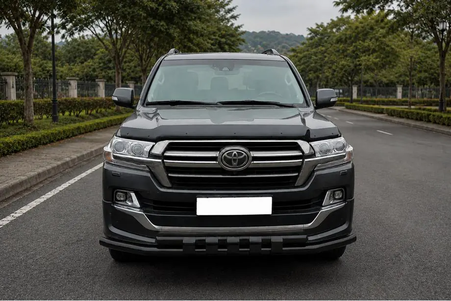 Toyota Land Cruiser 200 2007–2021 Bullbar ST015 Black (2015+, rvs) Image
