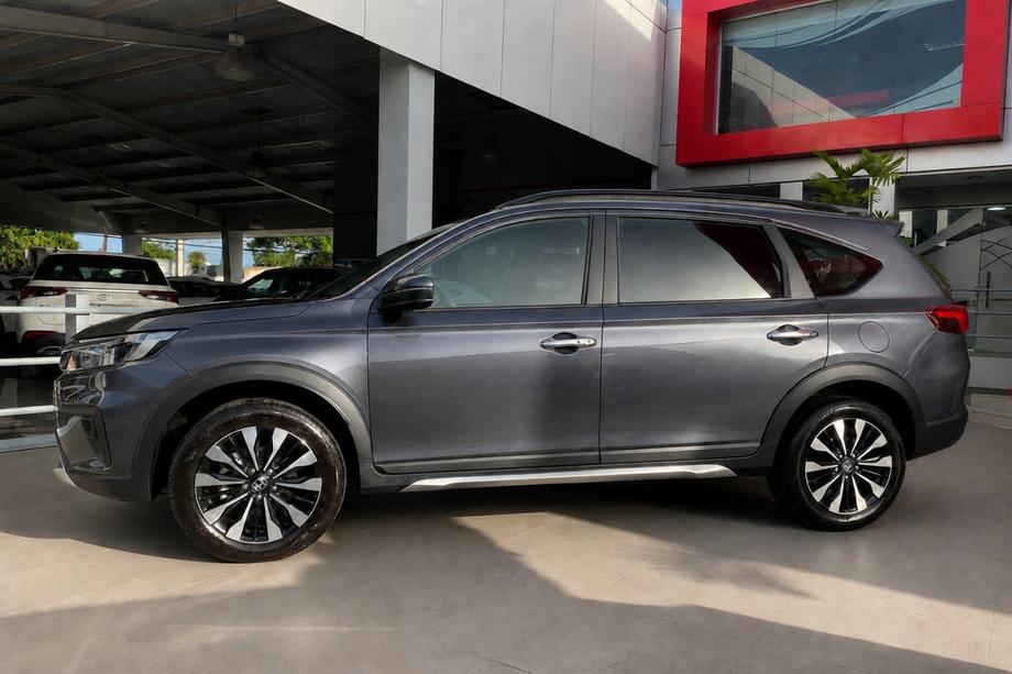 Honda BR-V 2021– Geïntegreerde dakrails zwart OEM (aluminium) Foto 2