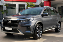 Honda BR-V 2021– Geïntegreerde grijze OEM dakrails (aluminium) foto 1