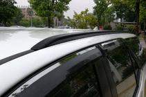 Toyota 4Runner 2009–2024 Geïntegreerde dakrails zwart OEM (2016-, aluminium) foto 2