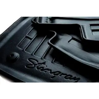 Stingray 3D rubberen kofferbakmat (voor)
