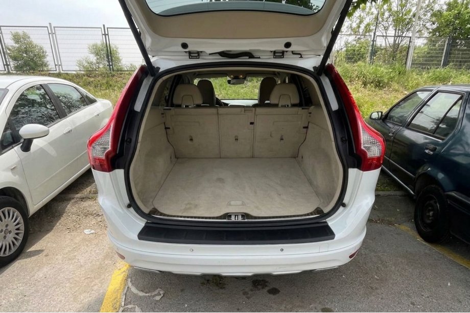 Volvo XC60 2009–2017 Achterbumperbeschermer EuroCap (2014-2017, ABS) Foto 4