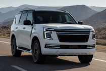 Nissan Patrol Y63 2025– Geïntegreerde dakrails zwart OEM (aluminium) foto 3