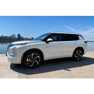 Geïntegreerde grijze OEM dakrails (aluminium) Mitsubishi Outlander 2021– foto 1