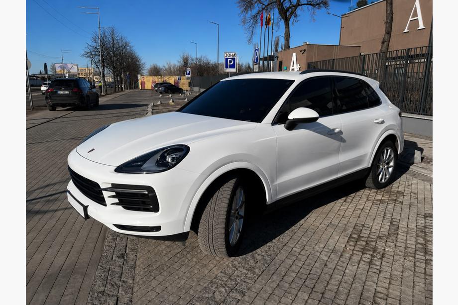 Porsche Cayenne 2018– Geïntegreerde dakrails zwart OEM (aluminium, montage met lijm) Foto 1