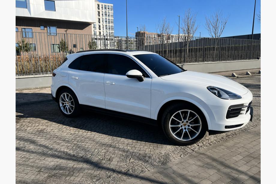 Porsche Cayenne 2018– Geïntegreerde dakrails zwart OEM (aluminium, montage met lijm) Foto 2