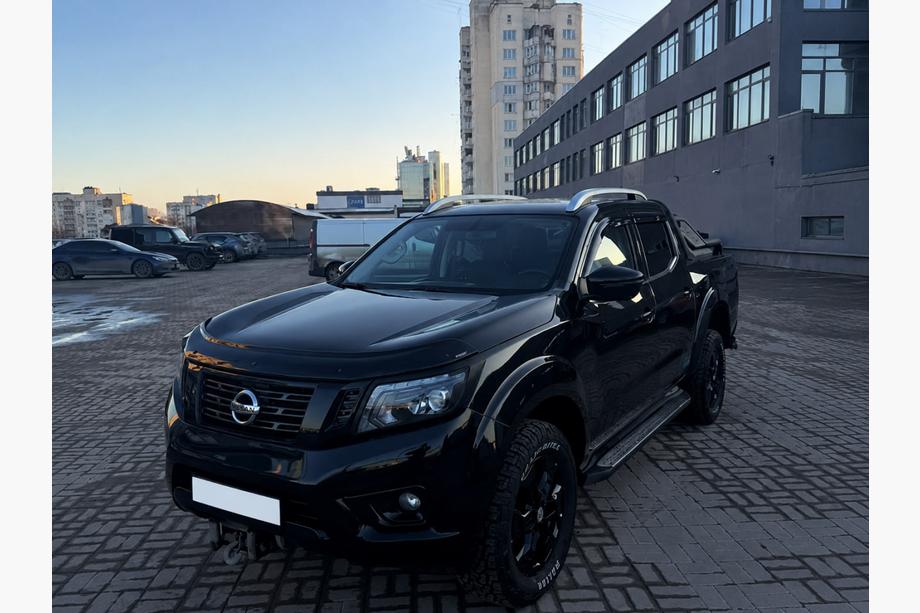 Nissan Navara/NP300 2016– OEM dakrails grijs (ABS-kunststof, montage met lijm) Foto 1
