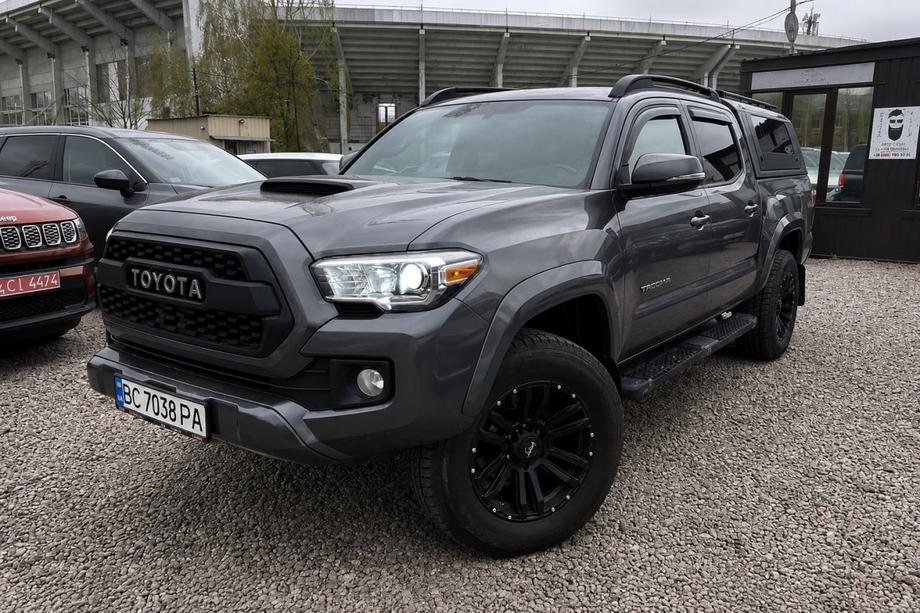 Toyota Tacoma 2015–2023 OEM dakrails zwart (aluminium) Image
