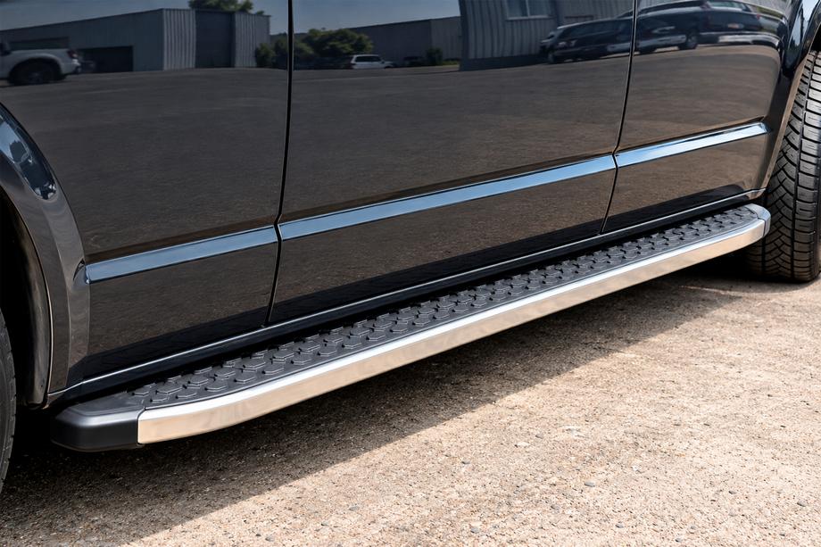 Volkswagen T5 Caravelle 2004–2010 BlackLine side steps (2 stuks, aluminium) Lange wielbasis Image