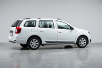 Renault Logan MCV 2013–2022 BlackLine side steps (2 stuks, aluminium) foto 1
